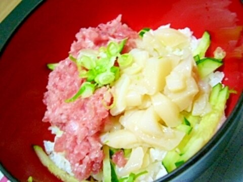 海鮮～(/・ω・)/ネギトロと小柱の丼ぶり